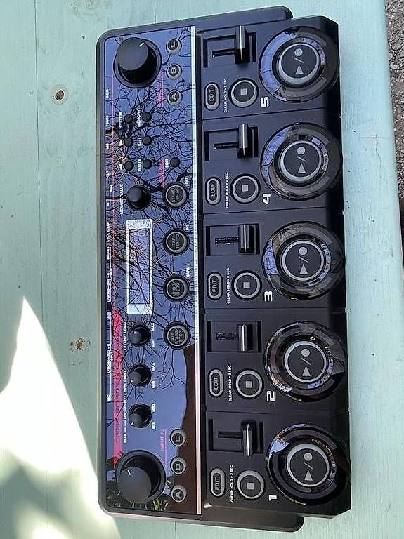 Instruments de musique: BOSS RC-505 MK1 Loop Station – D'occasion à Zürich par arm_x7kq 2