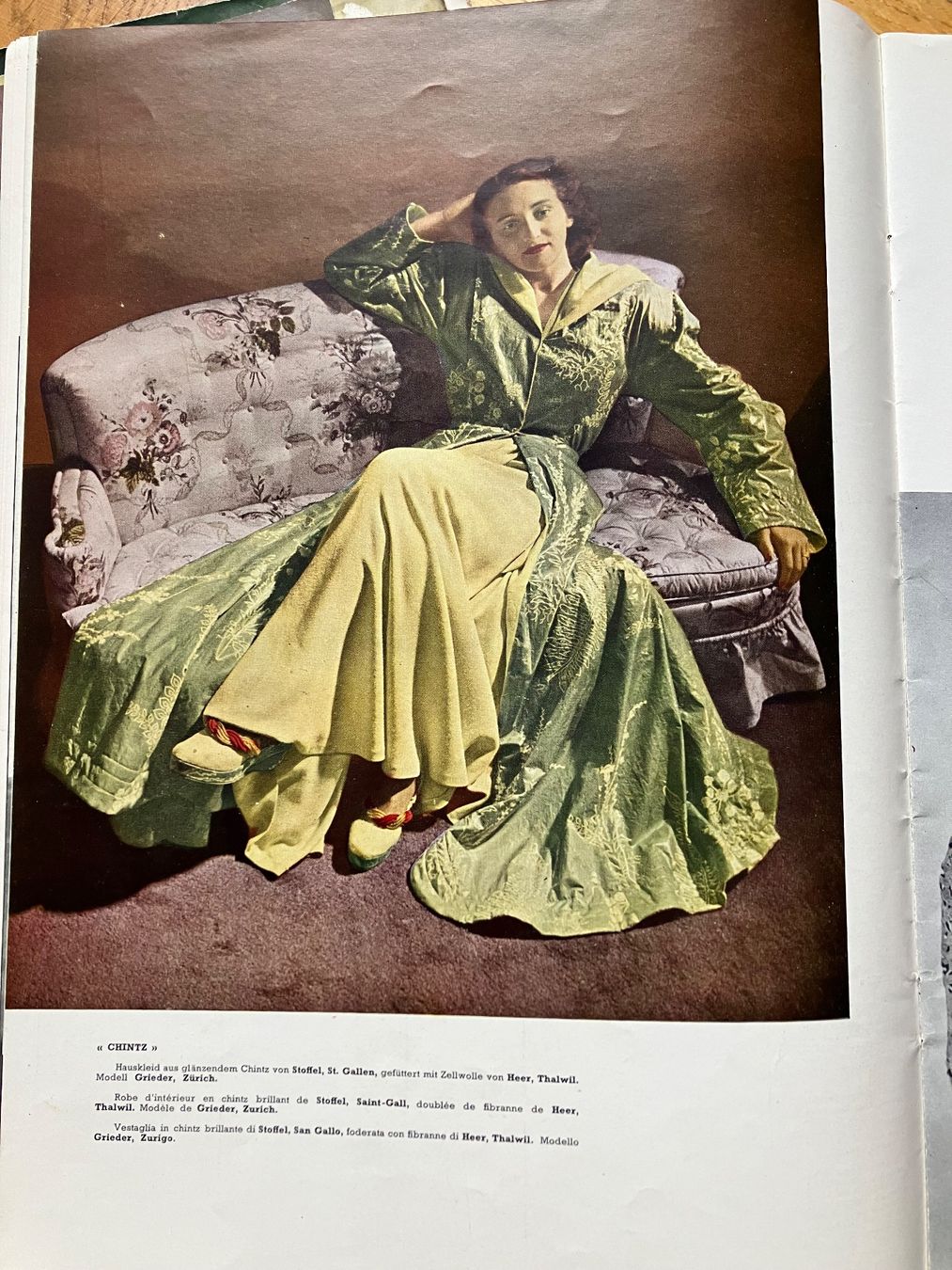 Bücher: Schweizer Textilien 1941 – Gebraucht aus Basel von papageientulpe 2