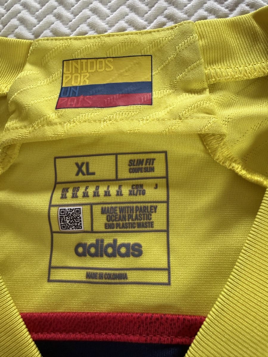 Adidas Canottiere & Pantaloni: Original Colombia 2022 – Usato da Aarberg venduto da marcoo237 3