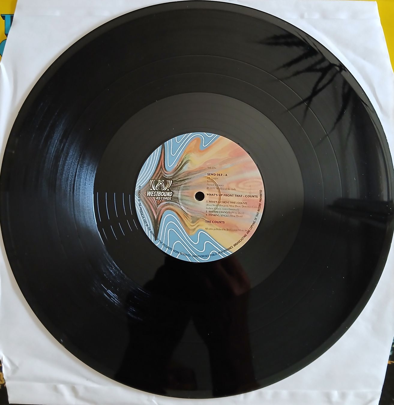 Dischi in vinile: LP - The Counts / what s up front that counts  – Nuovo (secondo la descrizione) da Lausanne venduto da Soulbrother 2