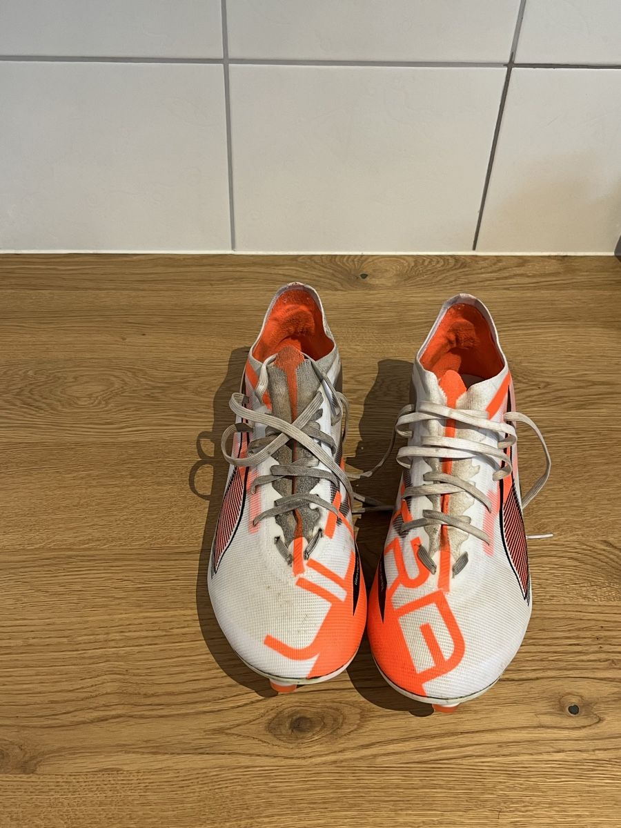 Scarpe da uomo: Fussballschuhe Grösse 46 – Usato da Besenbüren venduto da eri_j8j6 3