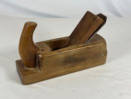 Rabot ancien en bois