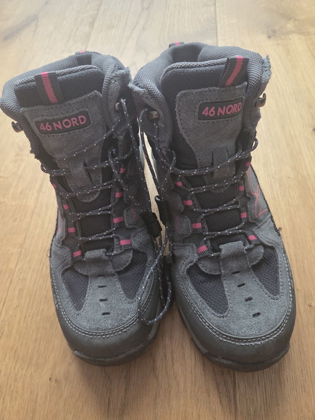 46 Nord Scarpe per ragazzi: Wanderschuhe Kids 46 Nord – Usato da Stein AG venduto da MARILiii89 1