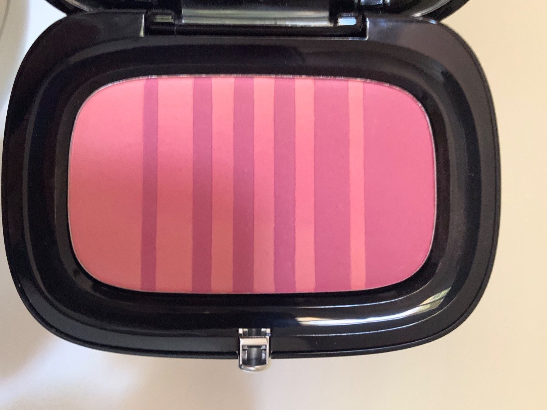 Marc Jacobs Make-up: Marc Jacobs PuderBlush,NEUW.,Ladenpreis CHF51.50 – Nuovo (secondo la descrizione) da Zürich venduto da deruja 2