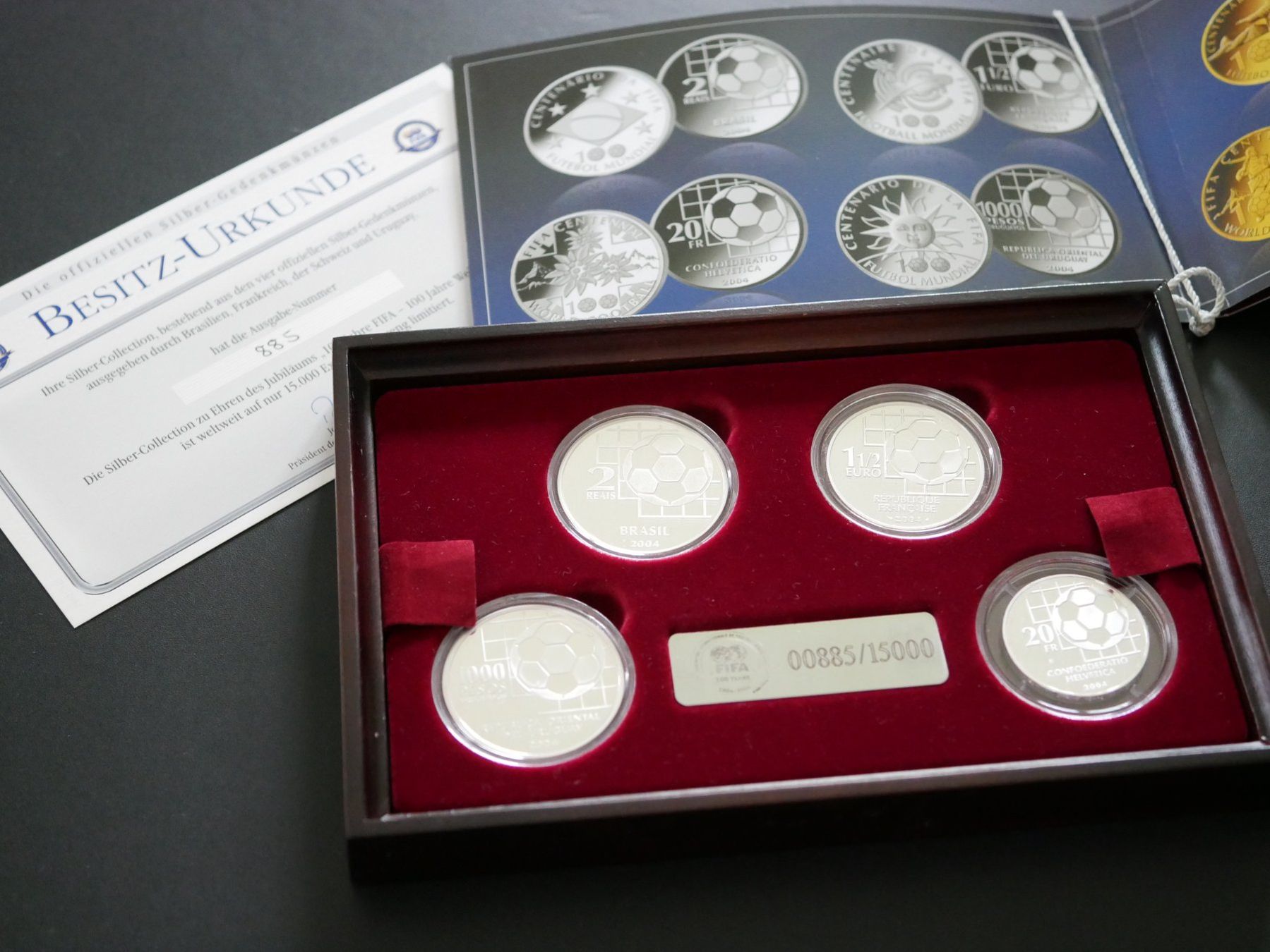 Tutti le monete: 100 Jahre FIFA - Box 2004 ***TOP*** – Nuovo (secondo la descrizione) da Kreuzlingen venduto da Samson01 1