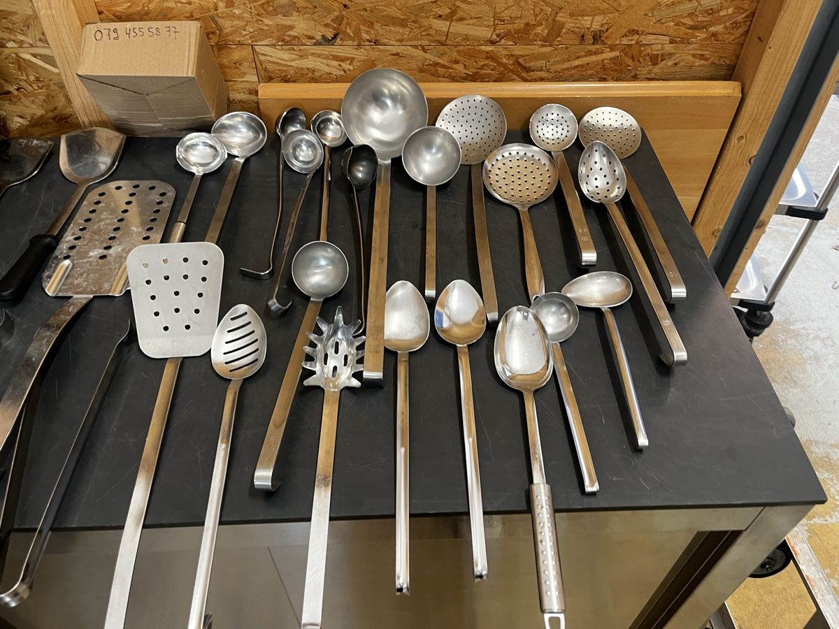 Elettrodomestici da cucina: Lot Schöpfbesteck 30 Teilig  – Usato da Dittingen venduto da Cervolino77 2
