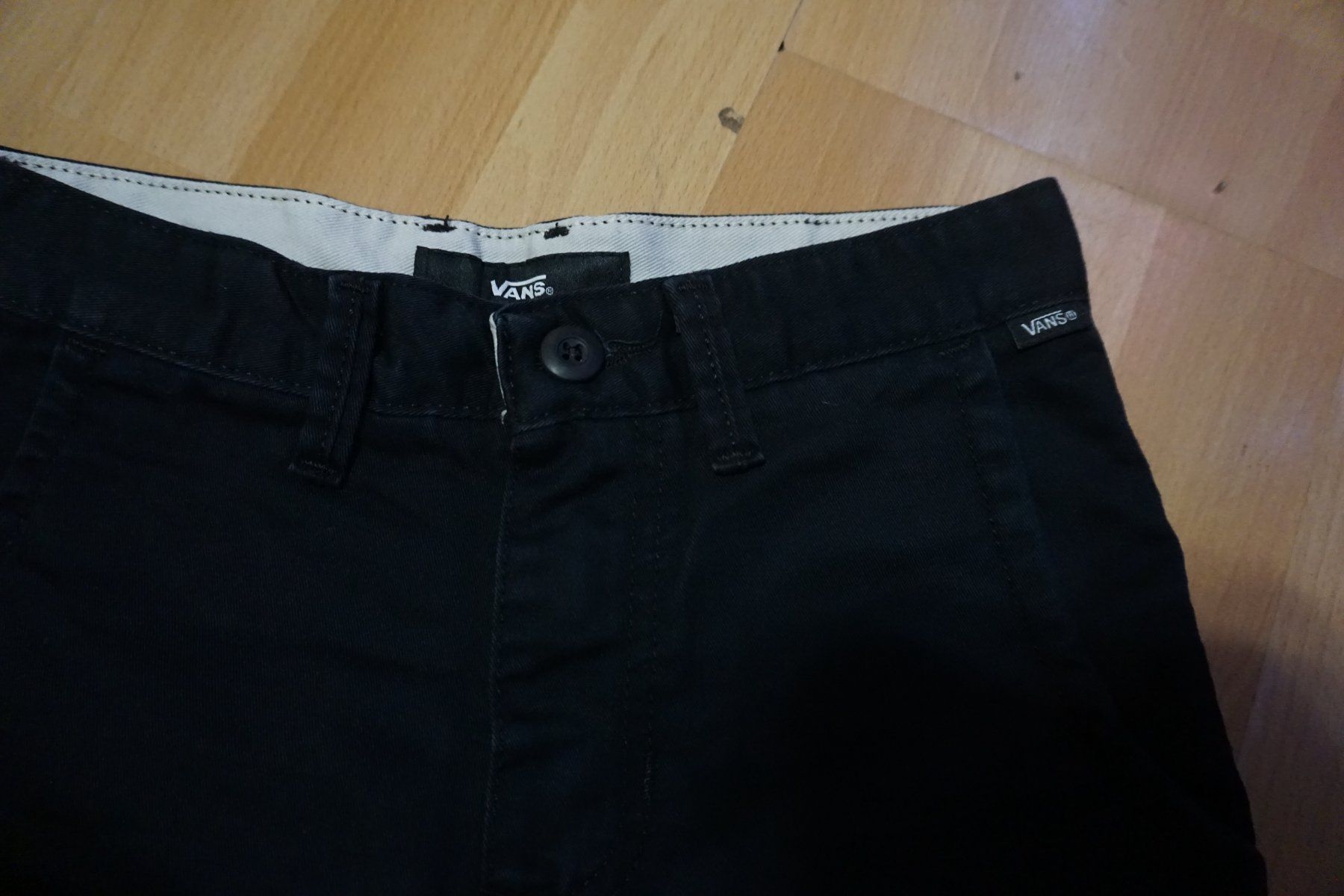 Vans Pantaloni: Vans Shorts, schwarz, Grösse 25 – Usato da Zürich venduto da einalemjena 1