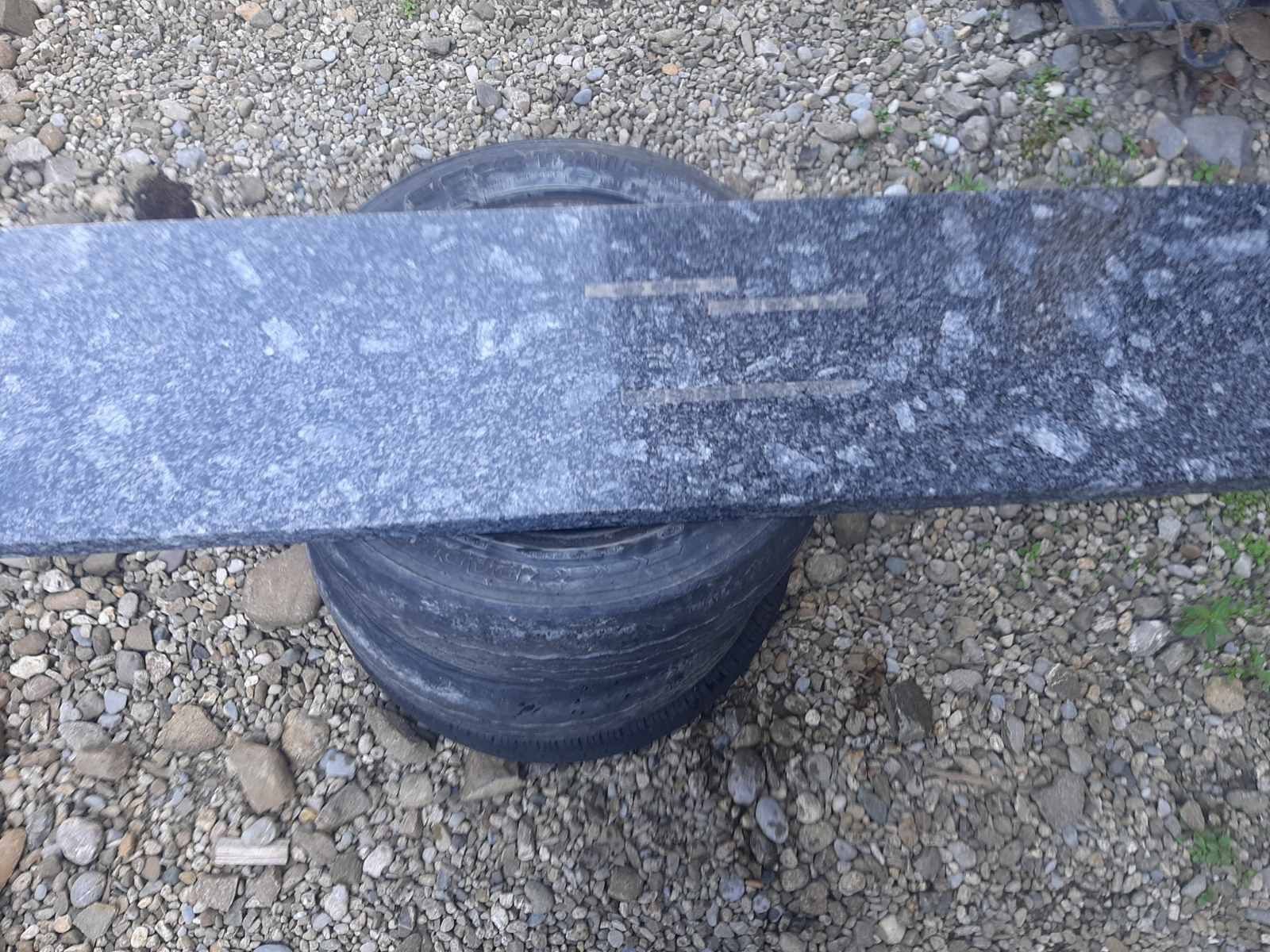 Plateaux: Granitplatte – D'occasion à Schüpfheim par soresnagyedit 1