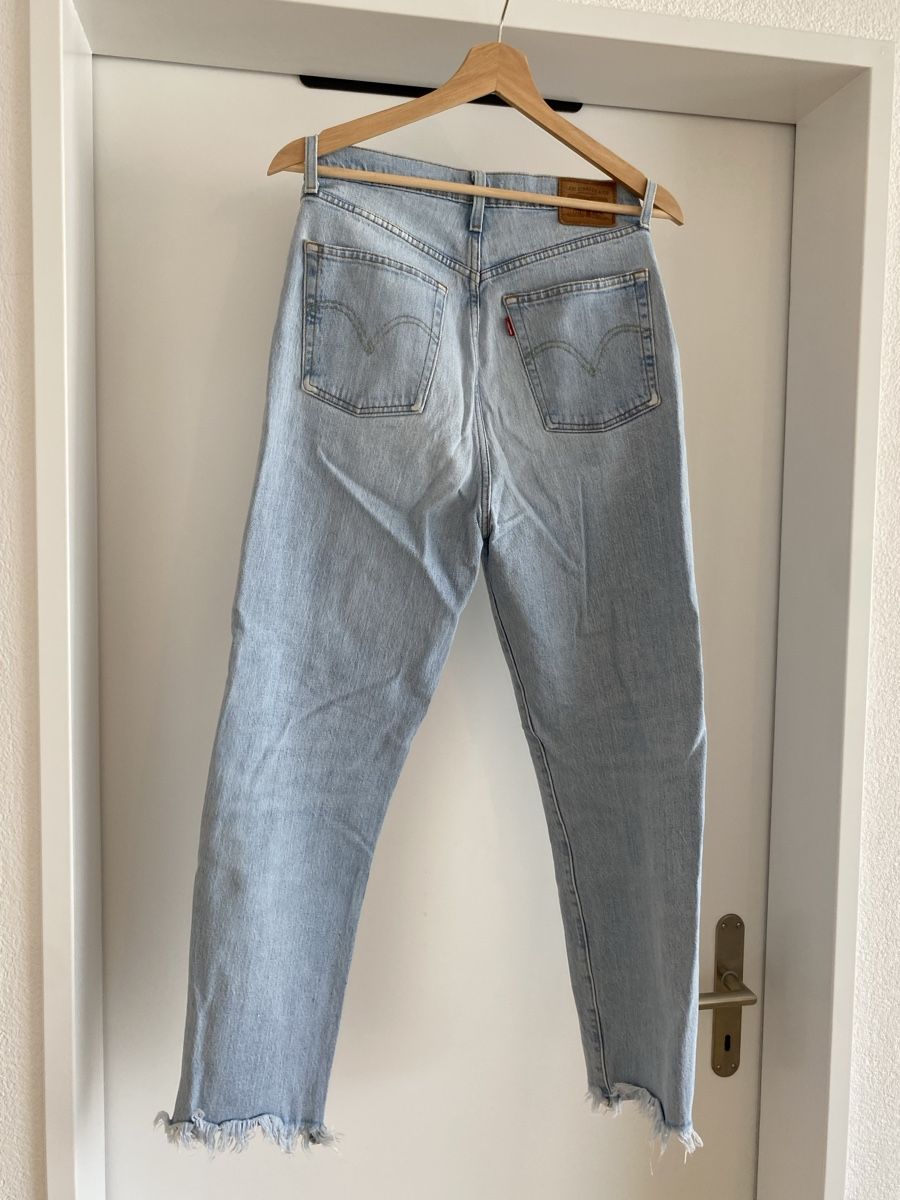 Levi's Jeans: Levis Ribcage W29 – Gebraucht aus Emmen von Linda-Bachmann 1