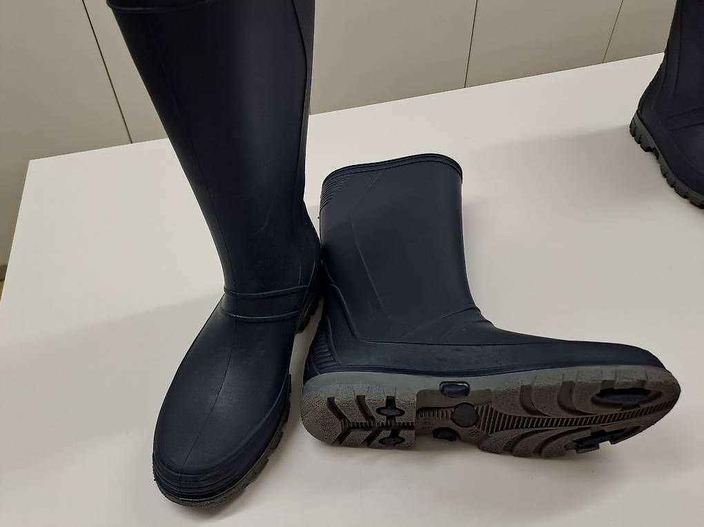 Scarpe da uomo: Gummistiefel 36 – Usato da Wangen SZ venduto da Peatsches