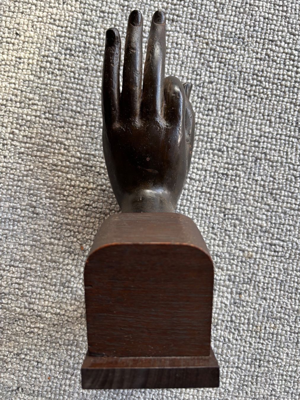 Sculture & Statue: Mudra Buddhas Hand Gusseisen antik – Usato da Hinwil venduto da DaniBachman 2