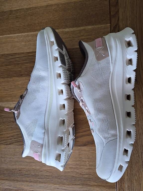 Chaussures hommes: Sketchers Memory Foam – D'occasion à Heimenhausen par Papaluliu77 1