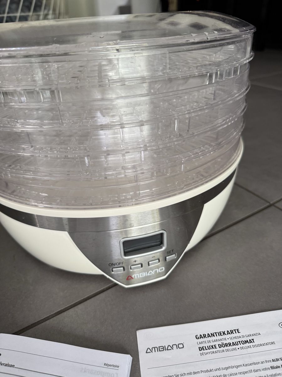 Fours: Déshydrateur DELUXE 350W – D'occasion à Châtel-St-Denis par Tymlou 2