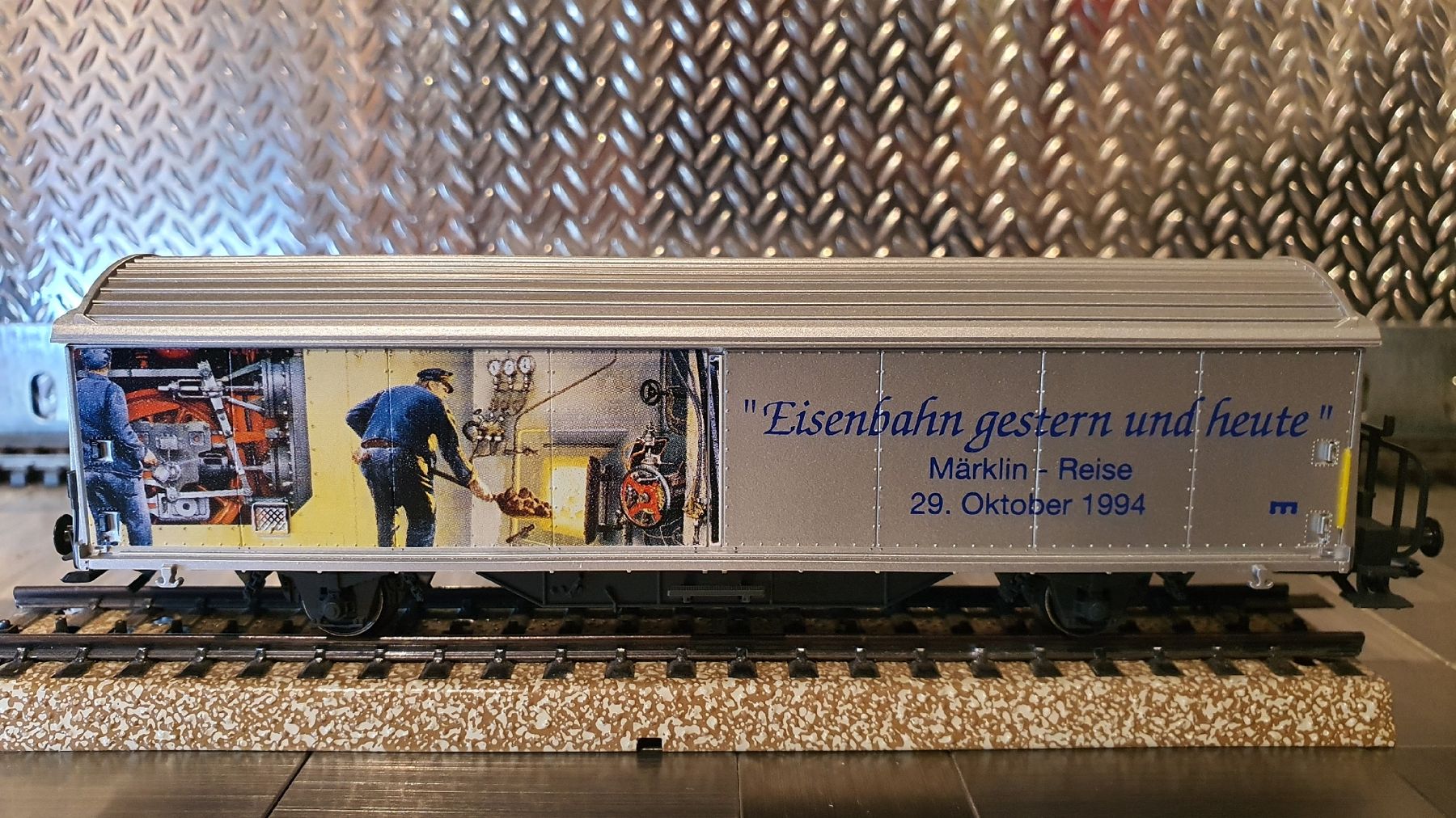 Märklin Modellini di ferrovie: MÄRKLIN H0 GÜTERWGEN EISENBAHN GESTERN UND HEUTE  – Usato da Männedorf venduto da Modellbau-wyss 2