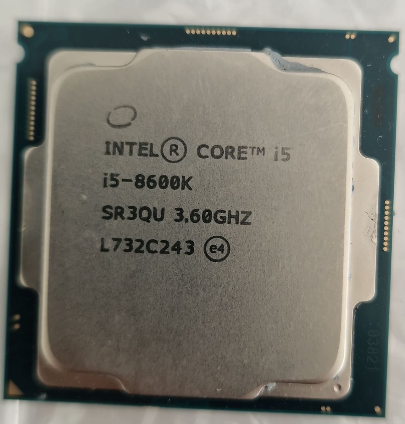 Intel Schede madri: Intel Core i5-8600K Processor - Great for Summer Upgrades! – Usato da Niedergösgen venduto da shpenko