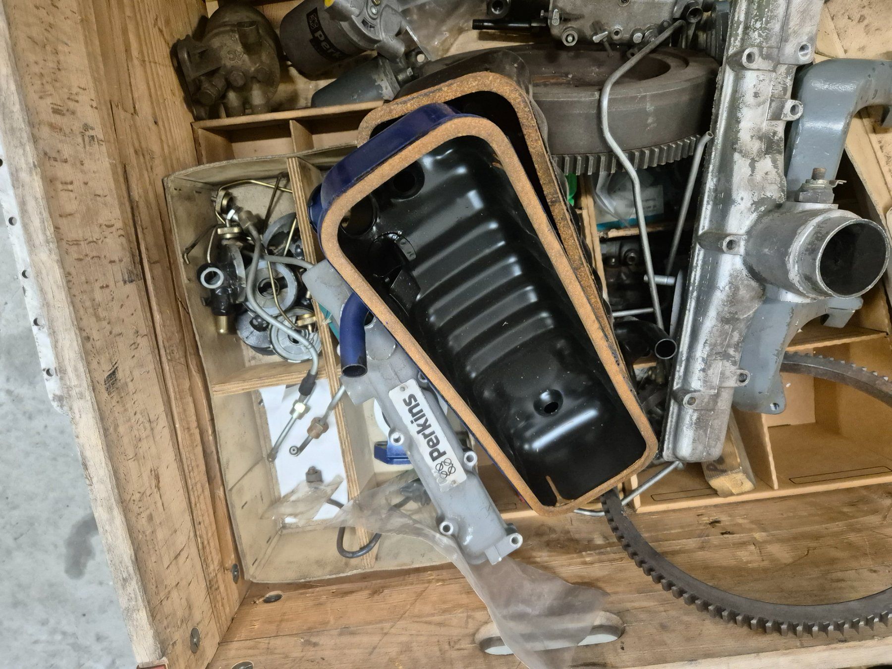 Perkins  Motori: Perkins Motoren Ersatzteile – Usato da Rüegsbach venduto da Garage3418 3