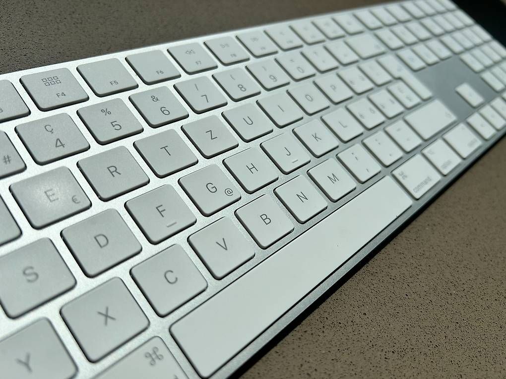 Tastiere: Apple Magic Keyboard & Apple Magic Mouse  Wireless  – Usato da Seewen Sz venduto da car_95zr 4