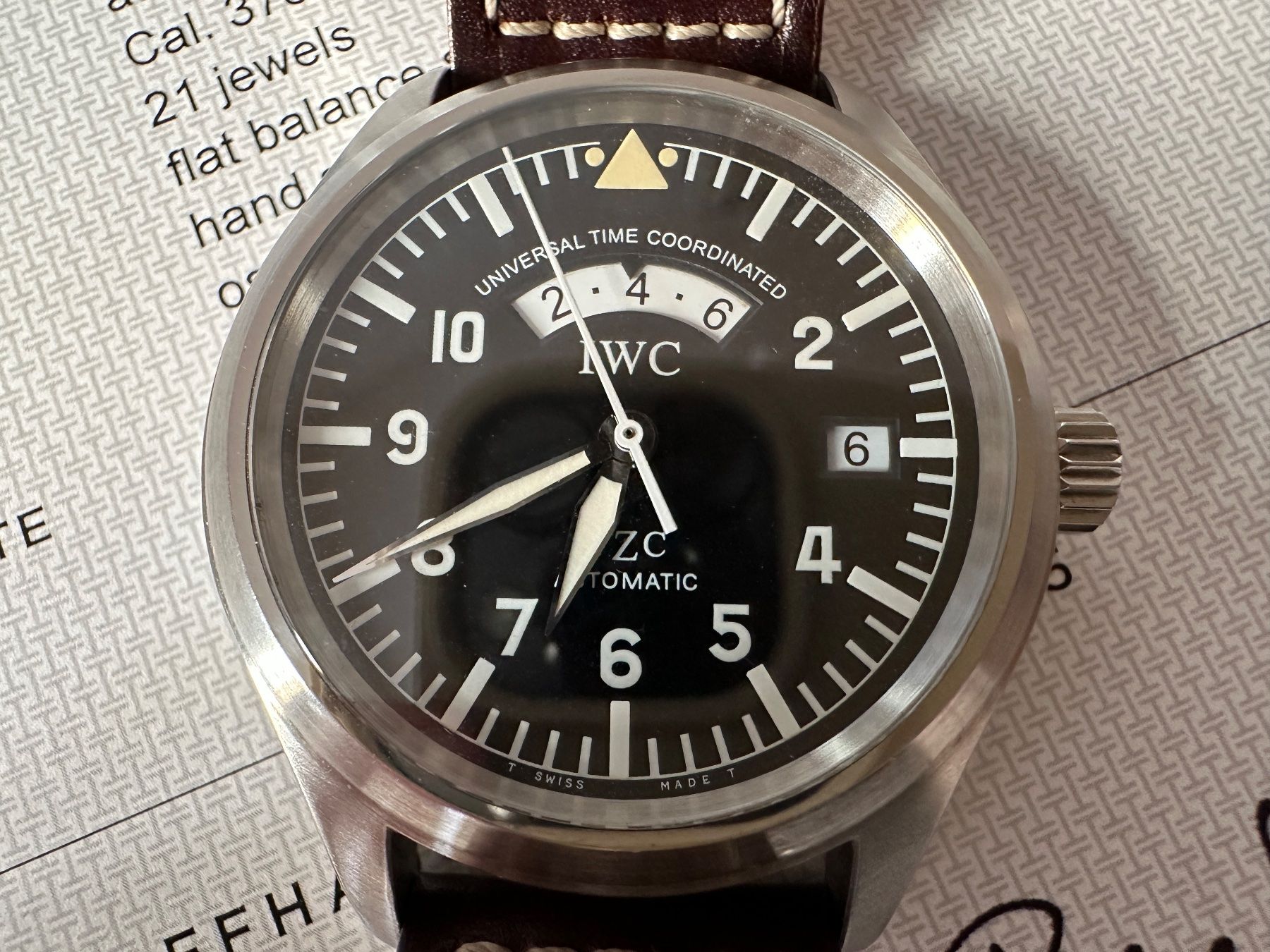 IWC Orologi: IWC Pilot Spitfire UTC IW325101 Full-Set + IWC COA – Usato da Matten b. Interlaken venduto da cour13 3