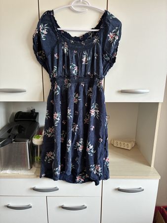 Kleid