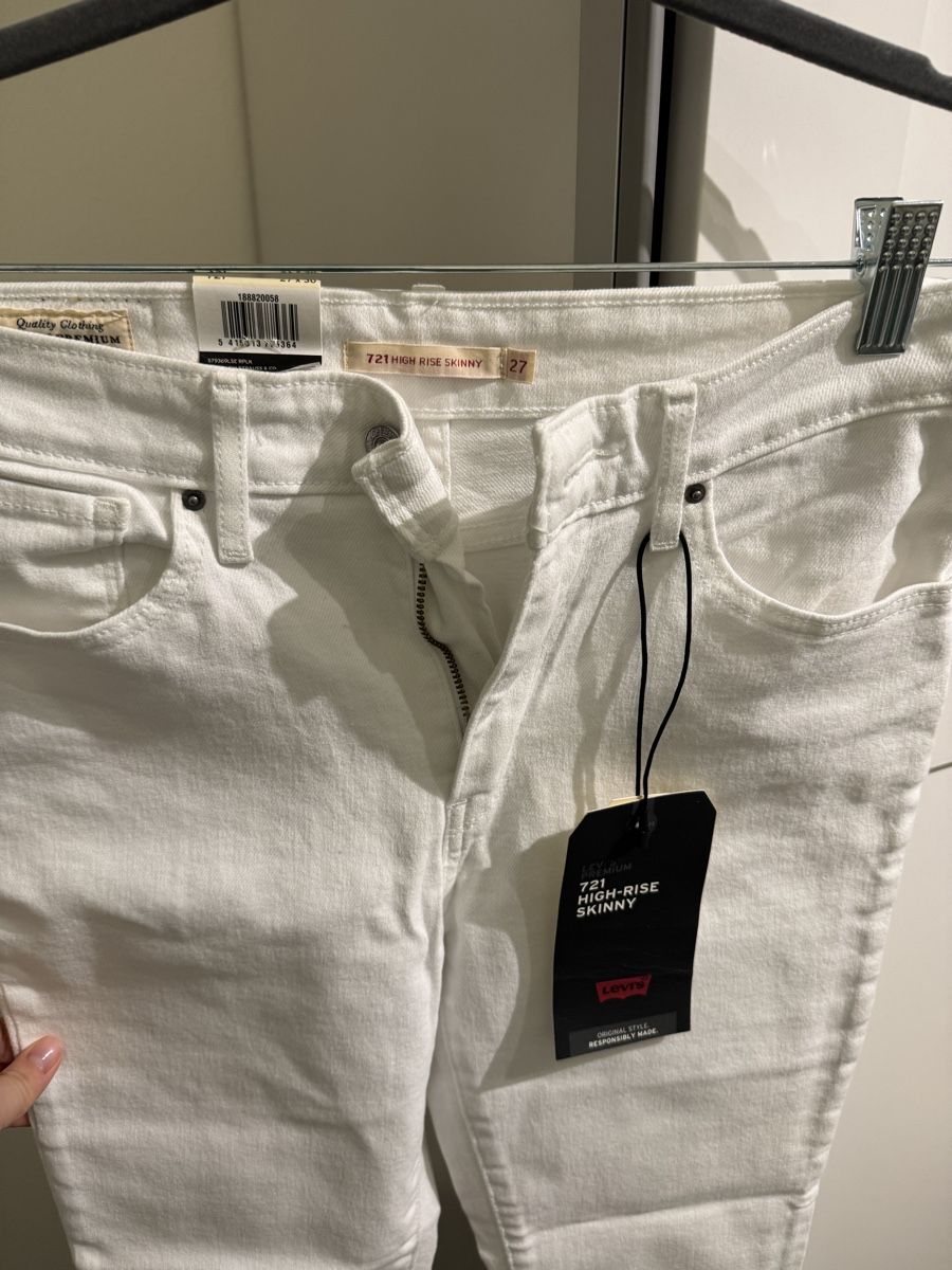Levi's Jeans: Levi’s white jeans – Nuovo e nell'imballaggio originale da Basel venduto da ale_h7my 1