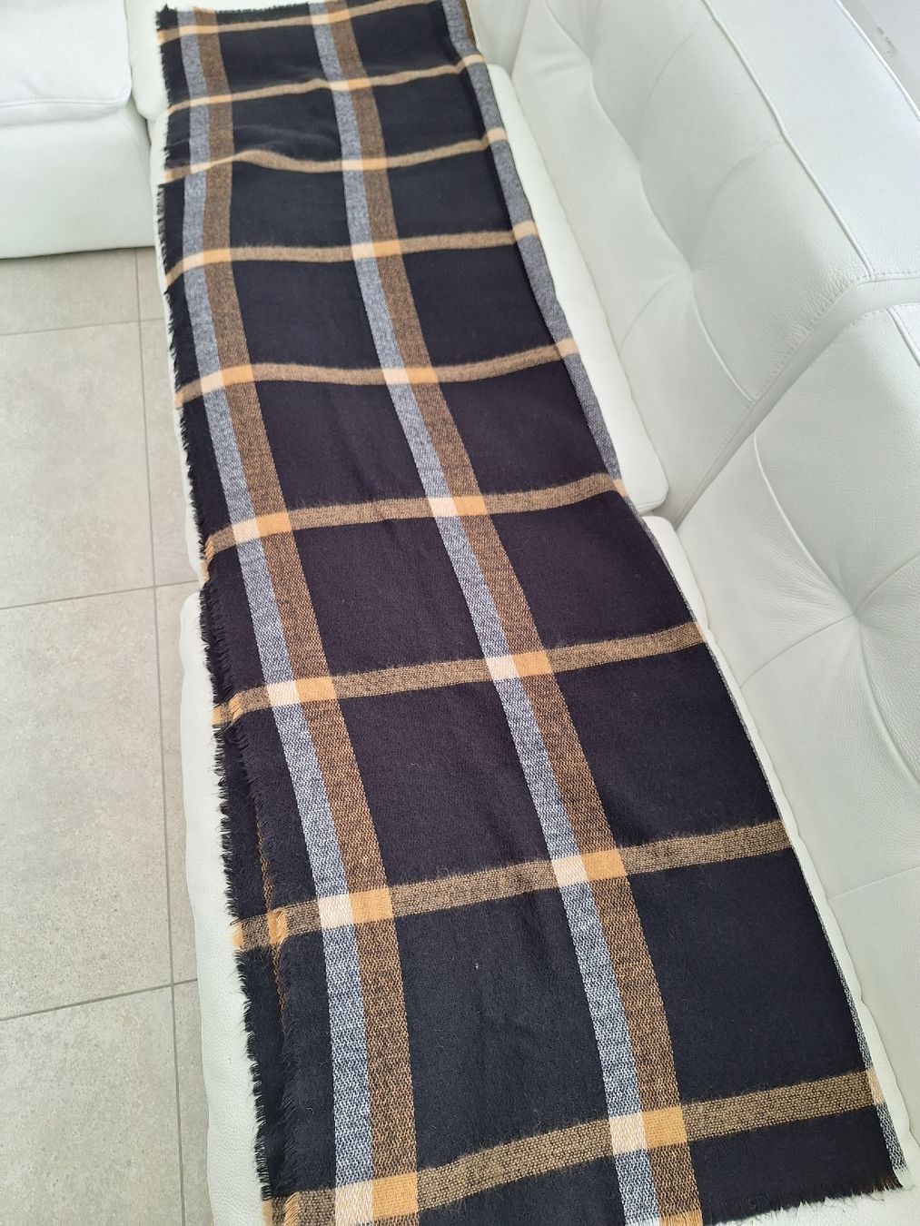 Foulard & Sciarpe: SCHÖNE SCHAL – Usato da Steinhausen venduto da togoraul123 2