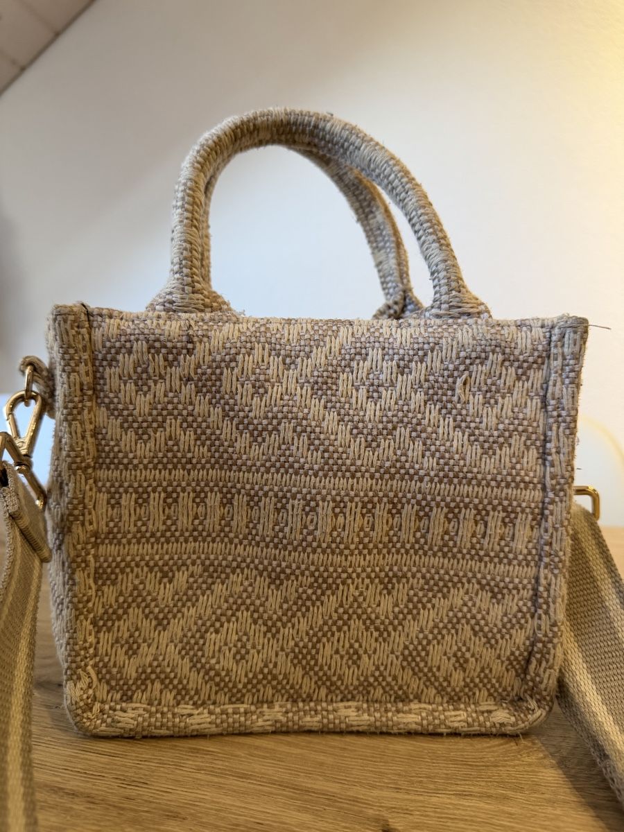 H&M Sacs femmes: Sac à main – D'occasion à Nyon par ine_m57q 1