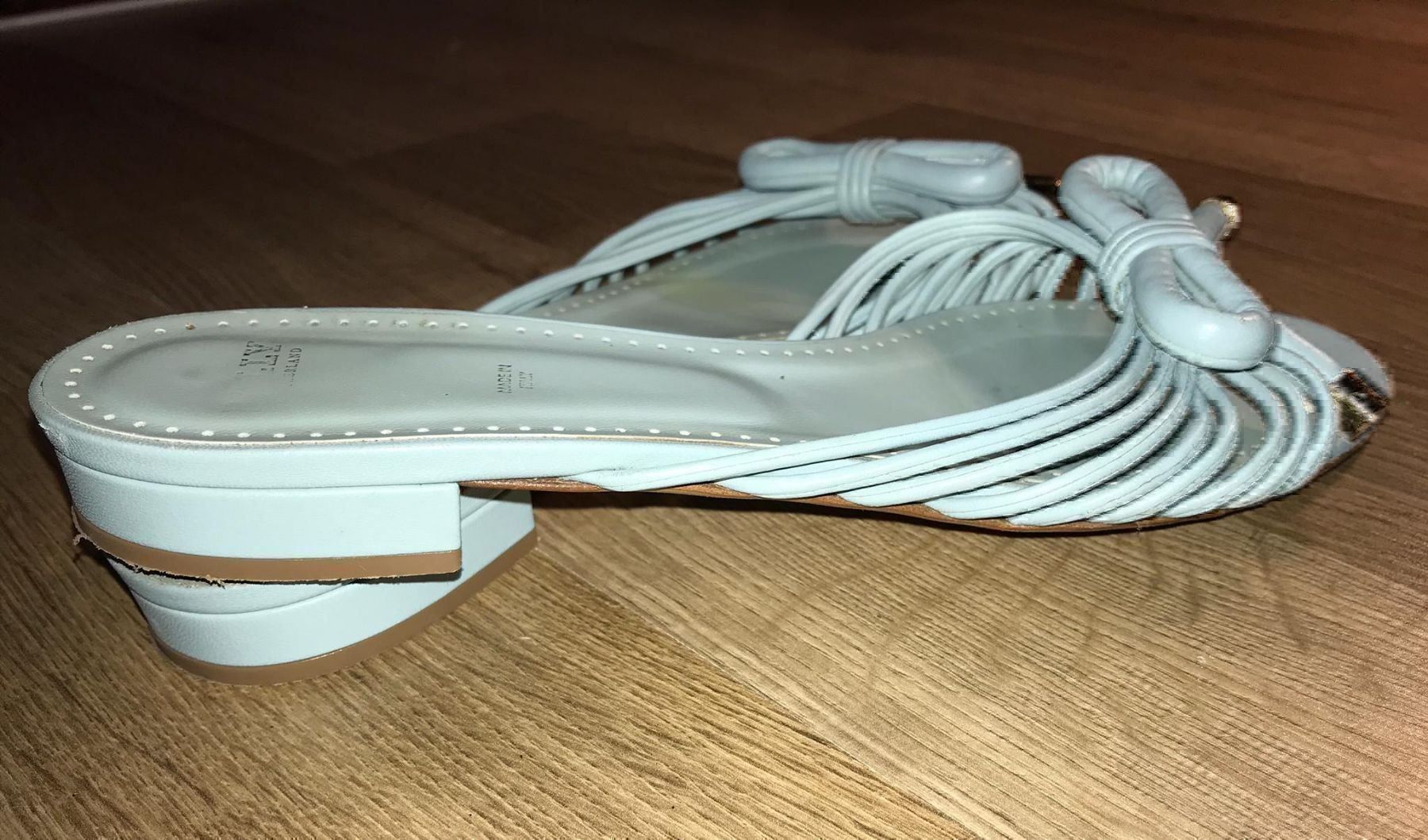 Bally Damenschuhe: Bally Damen Schuhe Gr. 39-39.5 – Gebraucht aus Oberwil BL von Gutundsuperklein16