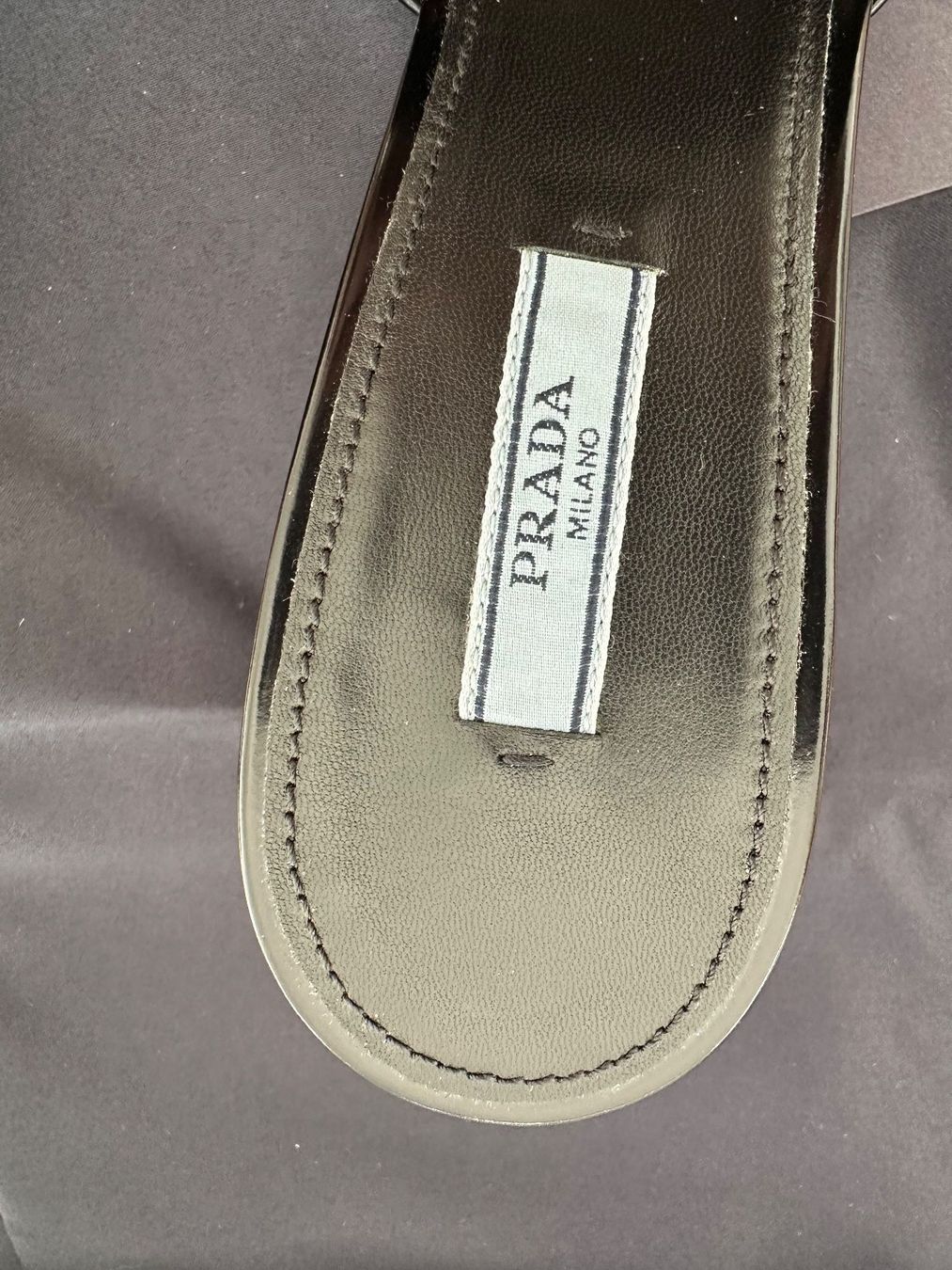 Prada Damenschuhe: PRADA Pantoletten aus Leder NEU – Neu und originalverpackt aus Oberengstringen von snoopy714 2
