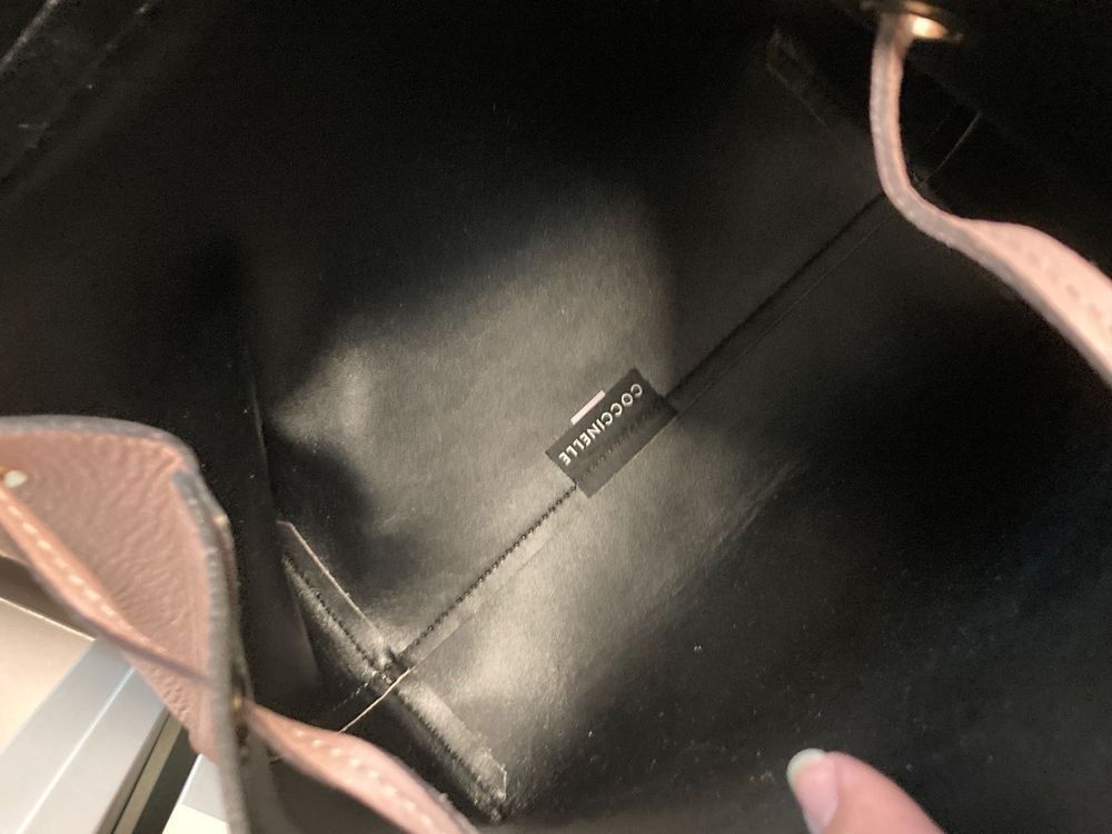 Coccinelle Rucksäcke: Rucksack Ariel von Coccinelle – Gebraucht aus Muri b. Bern von t_9xkb 3