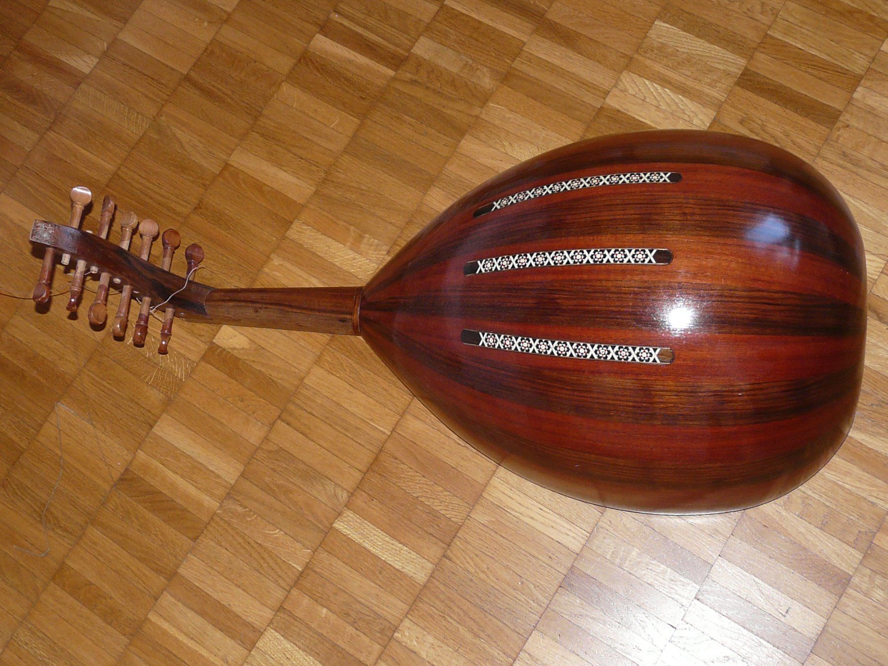 Strumenti musicali: OUD Ali Khalifeh and Sons – Usato da Cadenazzo venduto da Clarico 3
