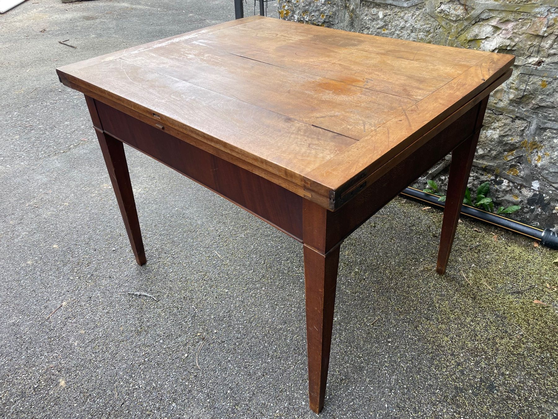 Tavoli: Antiker Tisch Biedermeier – Usato da Biel/Bienne venduto da Rothar