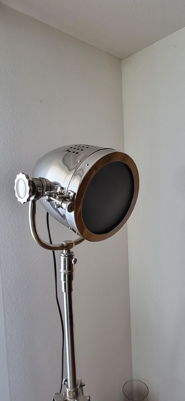 Lampes: Design-Stehlampe – D'occasion à St. Gallen par jab_7cb9
