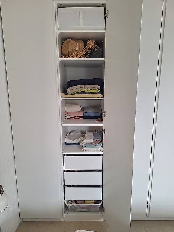 Ikea Armadi: Pax Kleiderschrank IKEA – Usato da Zürich venduto da ann_6ztf