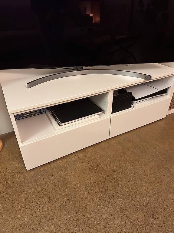 TV Möbel: IKEA PLATSA - Fernsehermöbel – Gebraucht aus Zürich von alessio.destefani 1