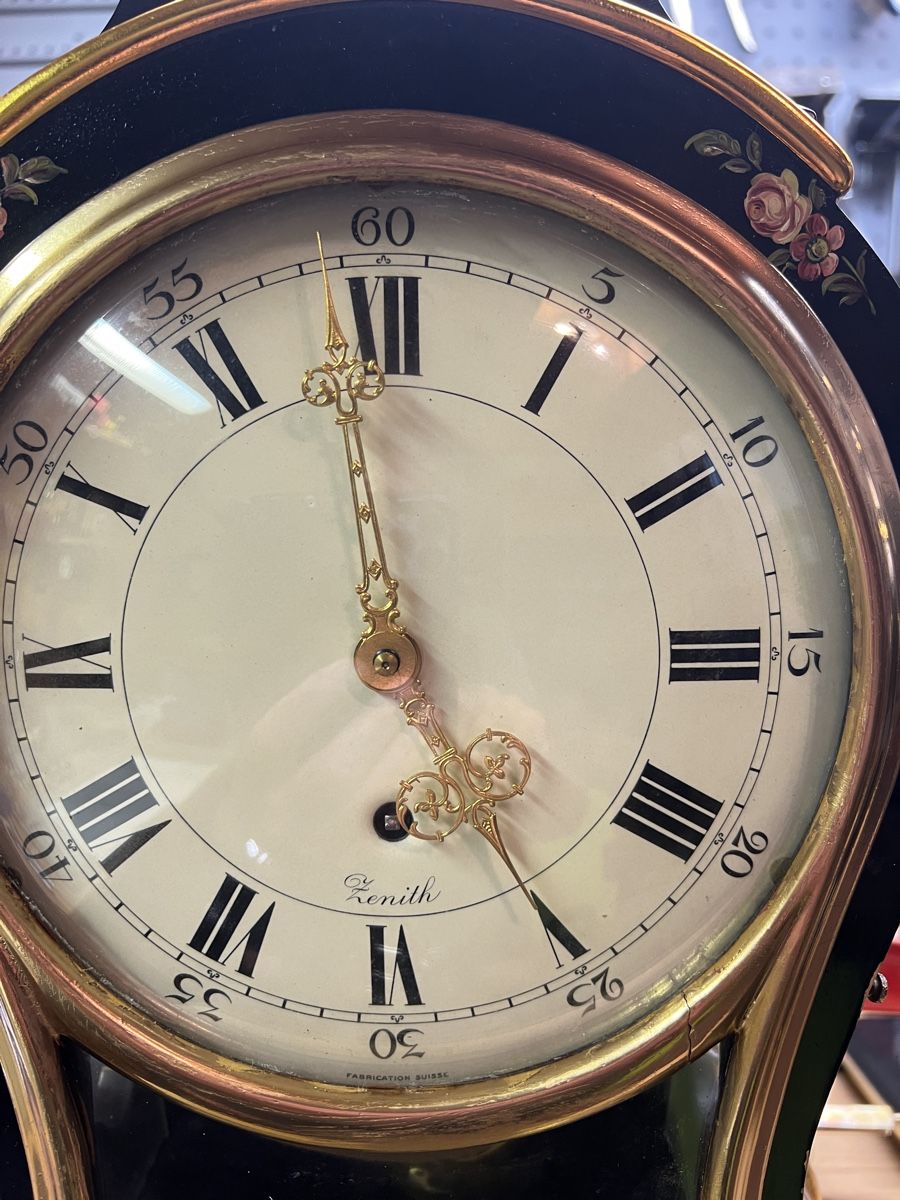 Zenith Orologi da terra & Orologi da parete: Zenith Pendule floral schwarz – Usato da Igis venduto da Haupt48