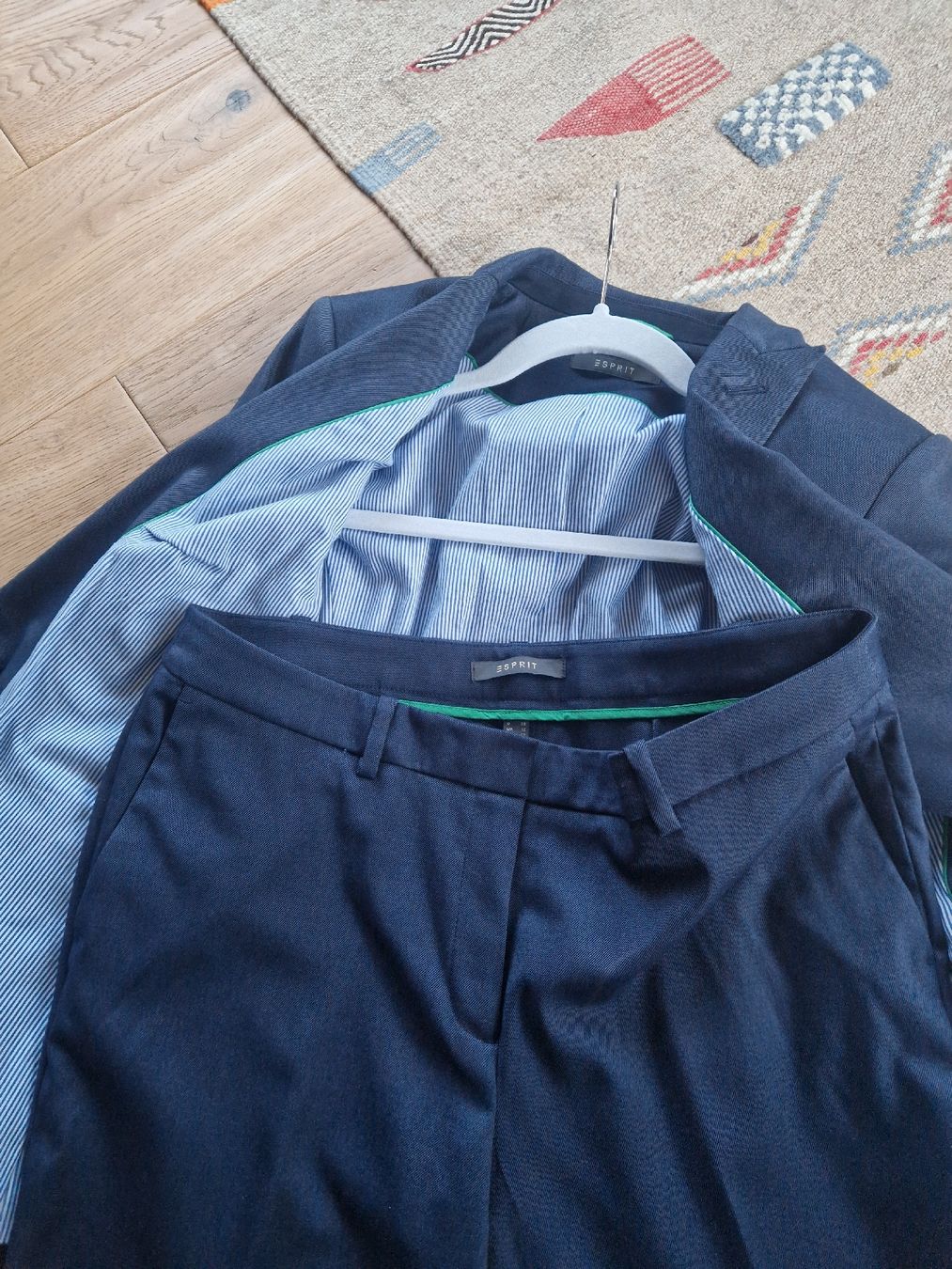 Esprit Anzüge & Kostüme: Anzug Damen Esprit 36/38 – Gebraucht aus St. Gallen von Flames1 4