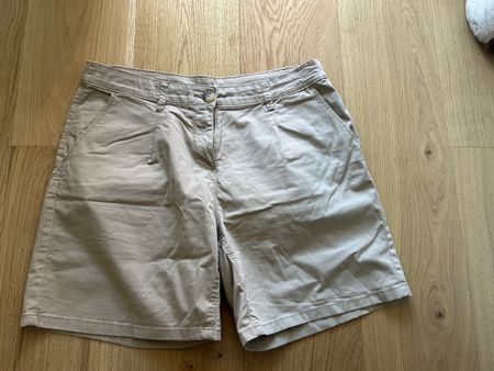 Benetton, bermuda coton beige taille 42