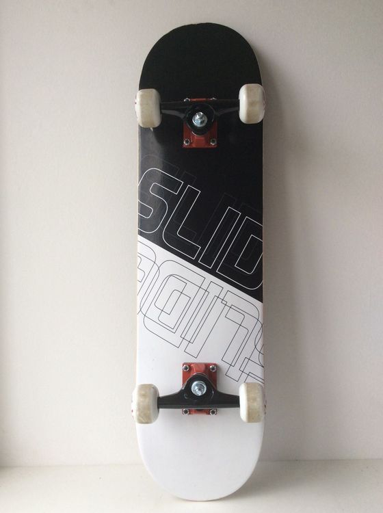 SLIDE Skateboard (fast neu!) Kaufen auf Ricardo