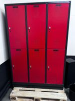 Spint, Garderobenschrank