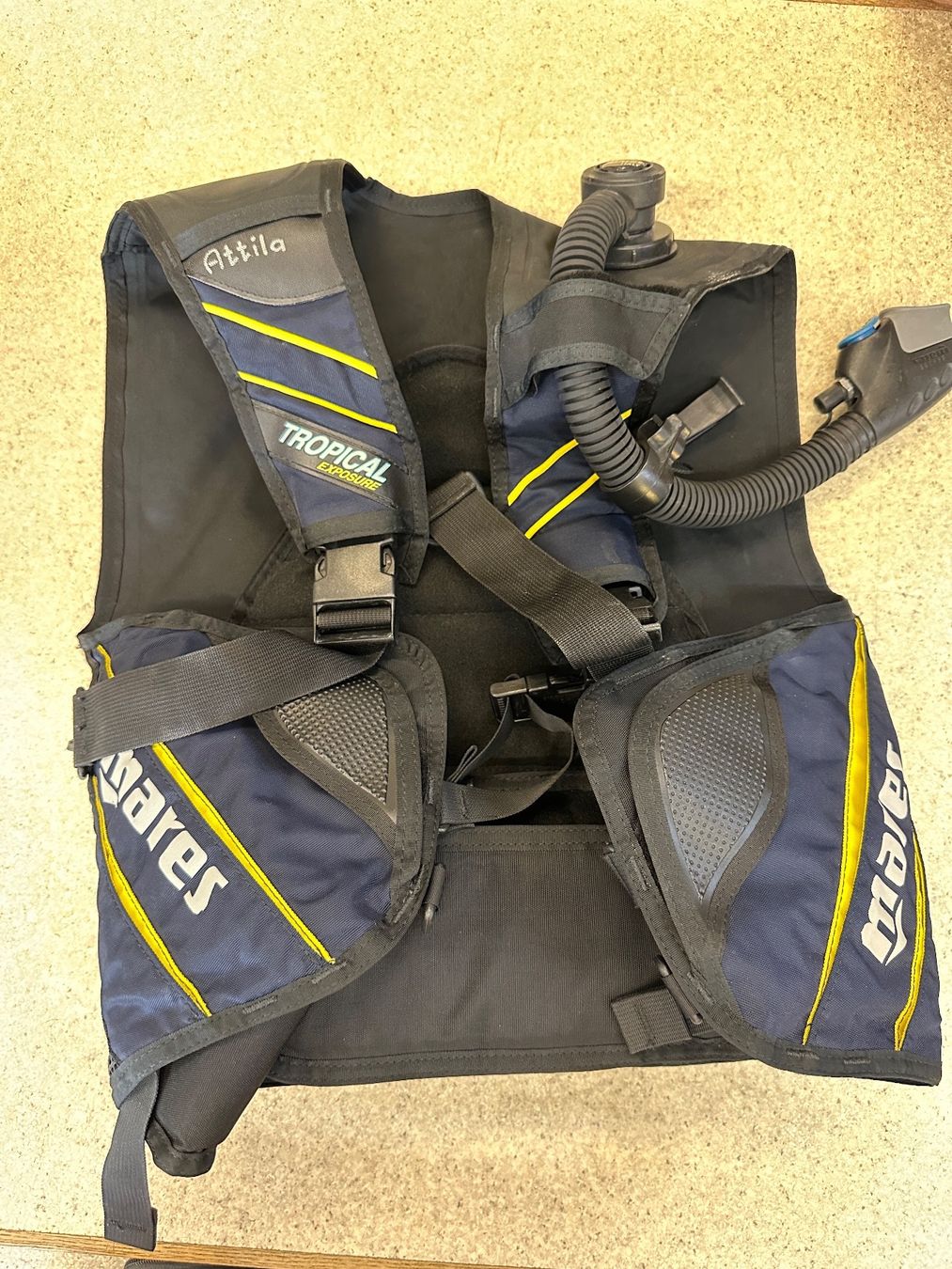 Mares Tauchanzüge: Mares BCD Tarierjacket #L - Tarier Weste Tauch Ausrüstung – Gebraucht aus Reiden von Zofi-Brocki