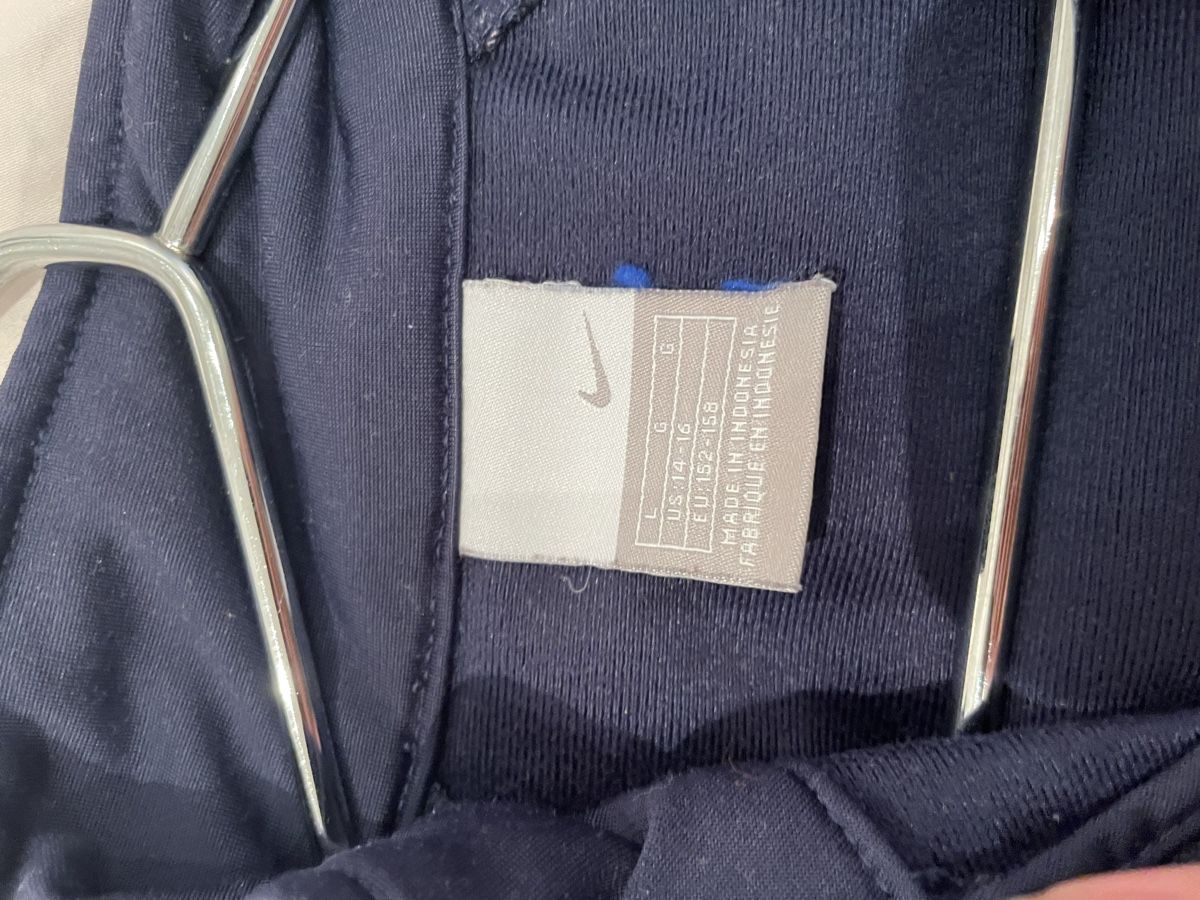 Nike Giacche: nike track jacke grösse S/M – Usato da Uitikon Waldegg venduto da lor_b2rv 2