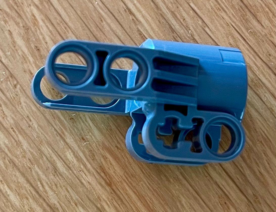 Lego Kit di costruzioni: Lego 1 x Linear Actuator Holder - 61904 – Usato da Höri venduto da PSMarinho