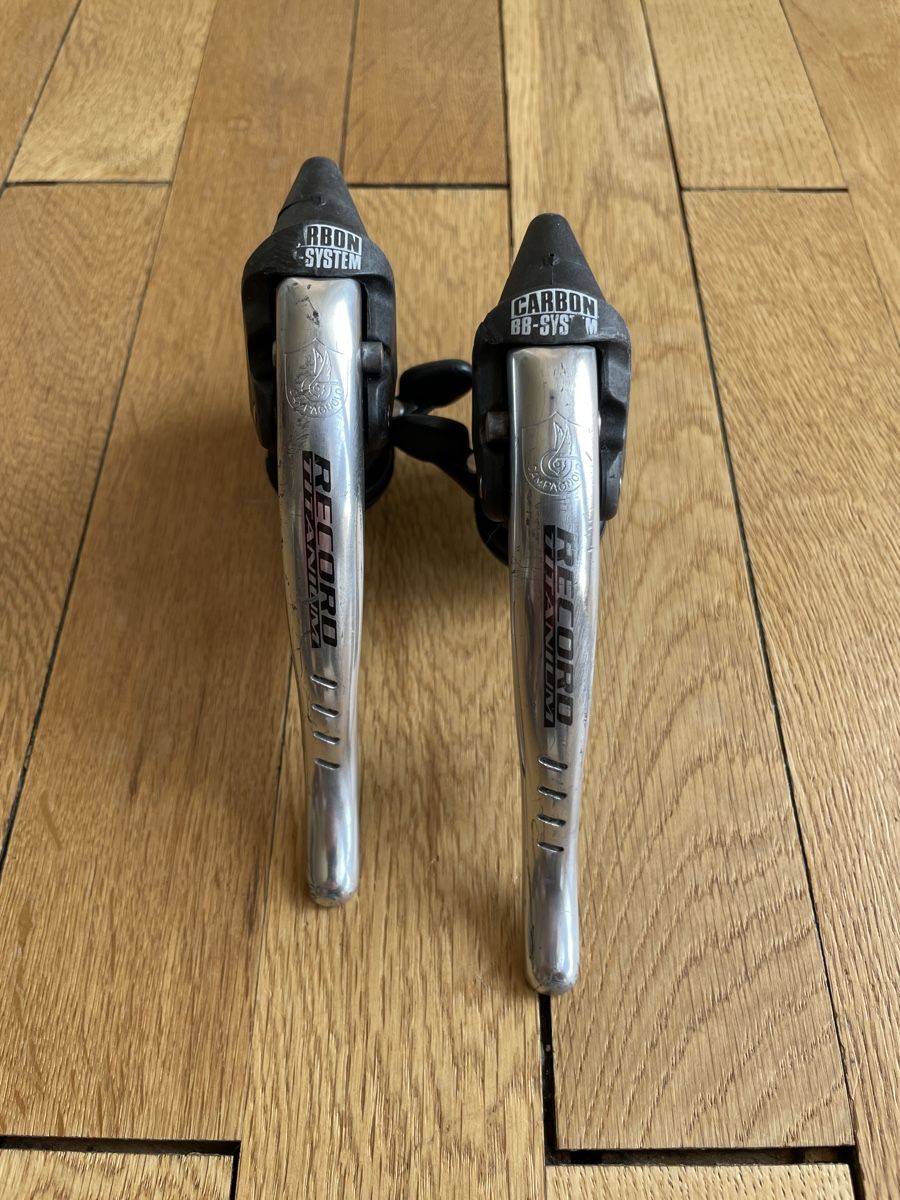 Campagnolo Pezzi di ricambio: Campagnolo Record Titanium 8 Speed Bremshebel – Usato da Basel venduto da b.seiler 4