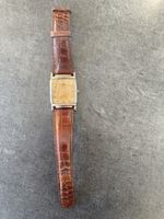 Damen Armbanduhr PCA Lederband guter Zustand