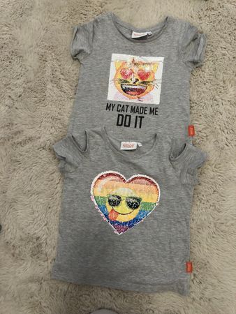 Süsses Emoji T-Shirt, Grösse 128, Grau mit Herz für Mädchen