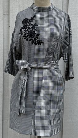Zara Kleid Grösse XS schwarz weiss