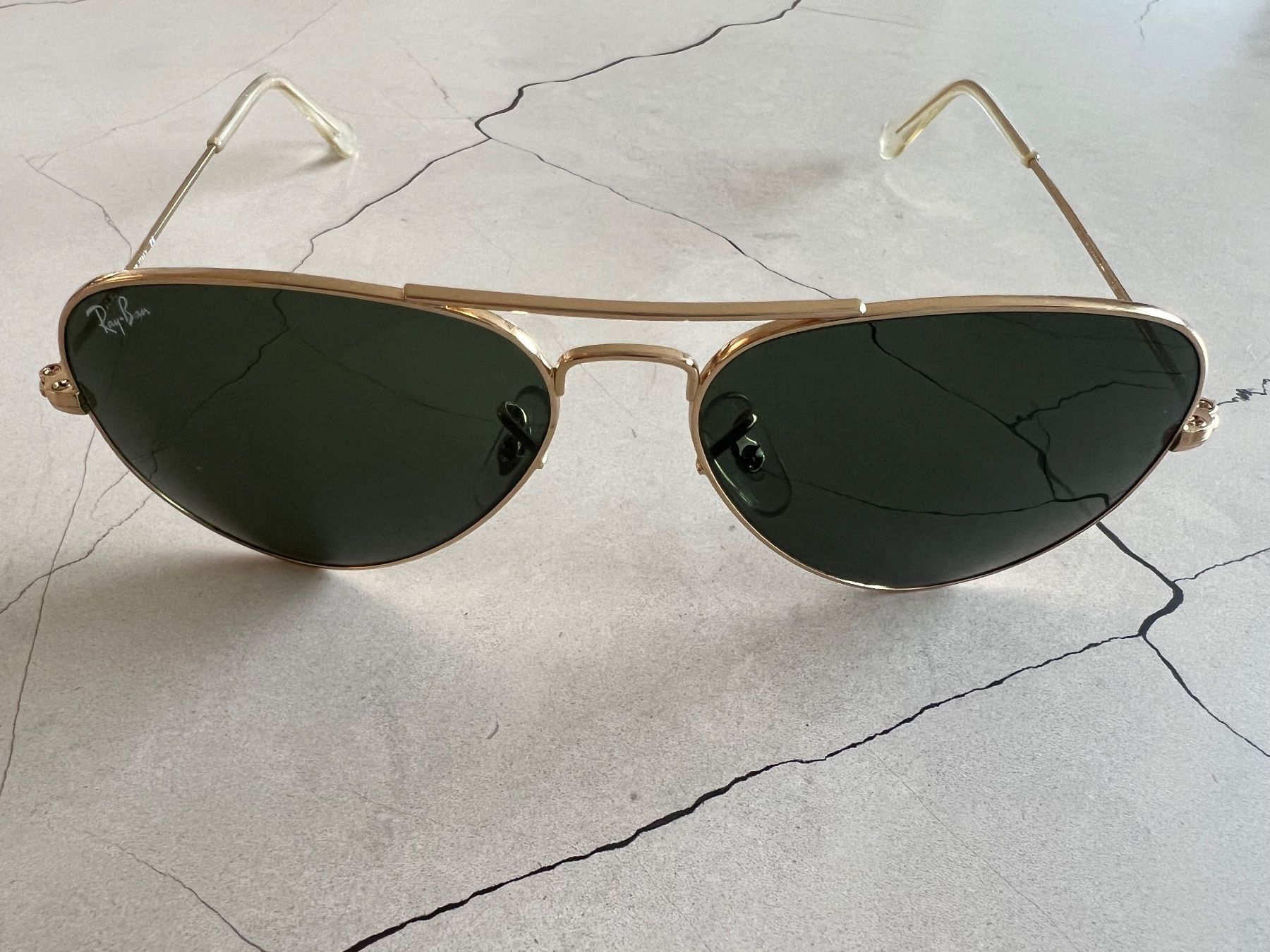 Ray-Ban Lunettes & Verres: Sonnenbrille Ray-Ban "Aviator" Gold – Neuf (Voir description) à Küssnacht am Rigi par 010claudia