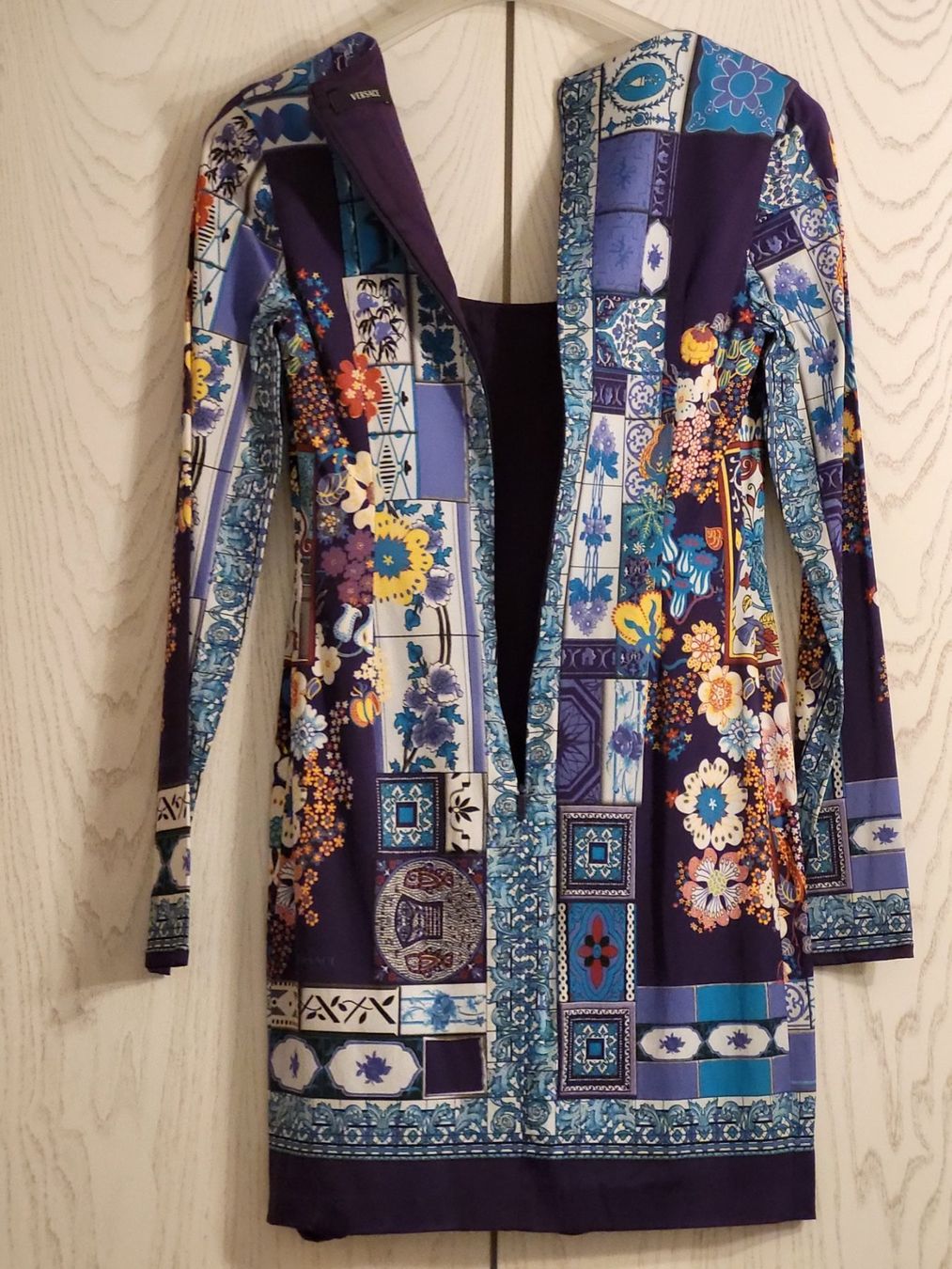Versace Vestiti: Wunderschönes Versace Kleid Ital. Gr. 38 = 32 – Usato da Zürich venduto da Roberto040 4