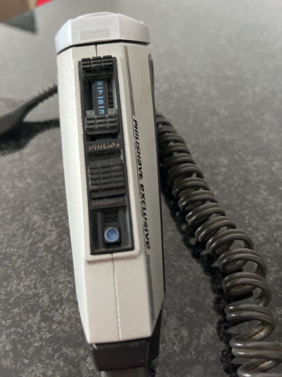 Philips Rasoi & Lamette da barba: Philips Philishave Exclusive Vintage – Usato da Glis venduto da king-of-convenience 2