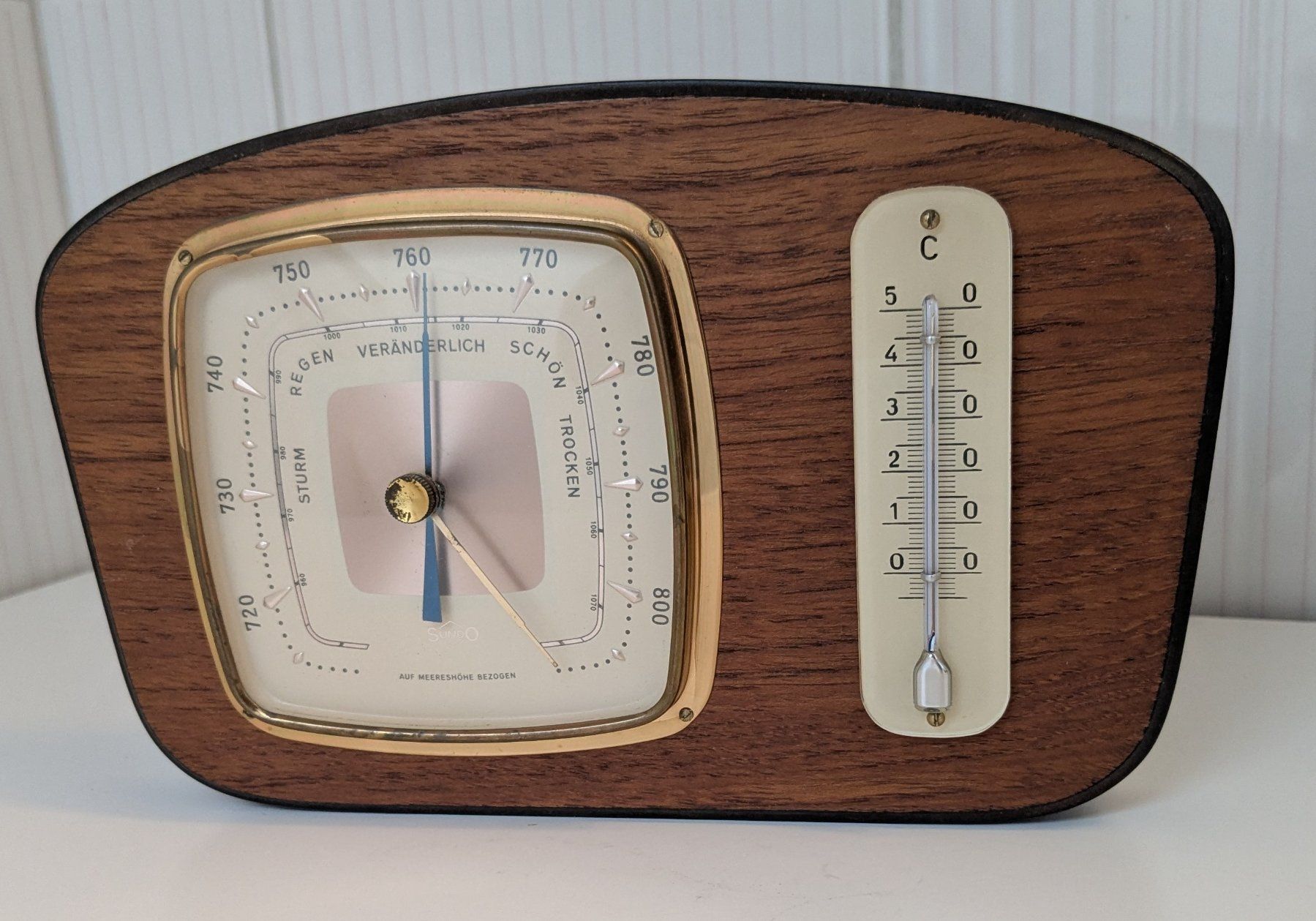 Autres appareils anciens: Barometer und Thermometer Vintage – D'occasion à Giffers par agu25
